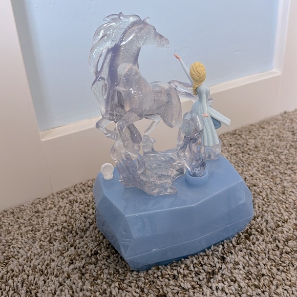 FROZEN **jewelry box** - Picture 3 of 4